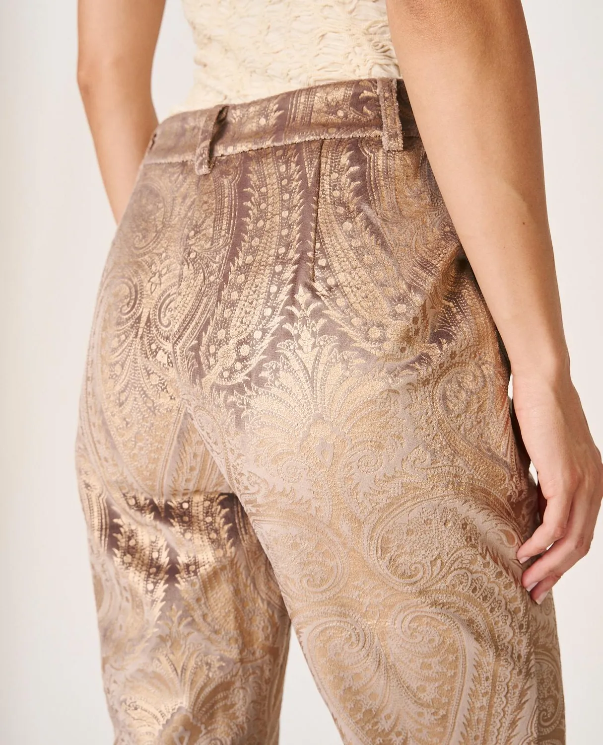 Alma en Pena I26CL1611 pantalon flare doré métallisé
