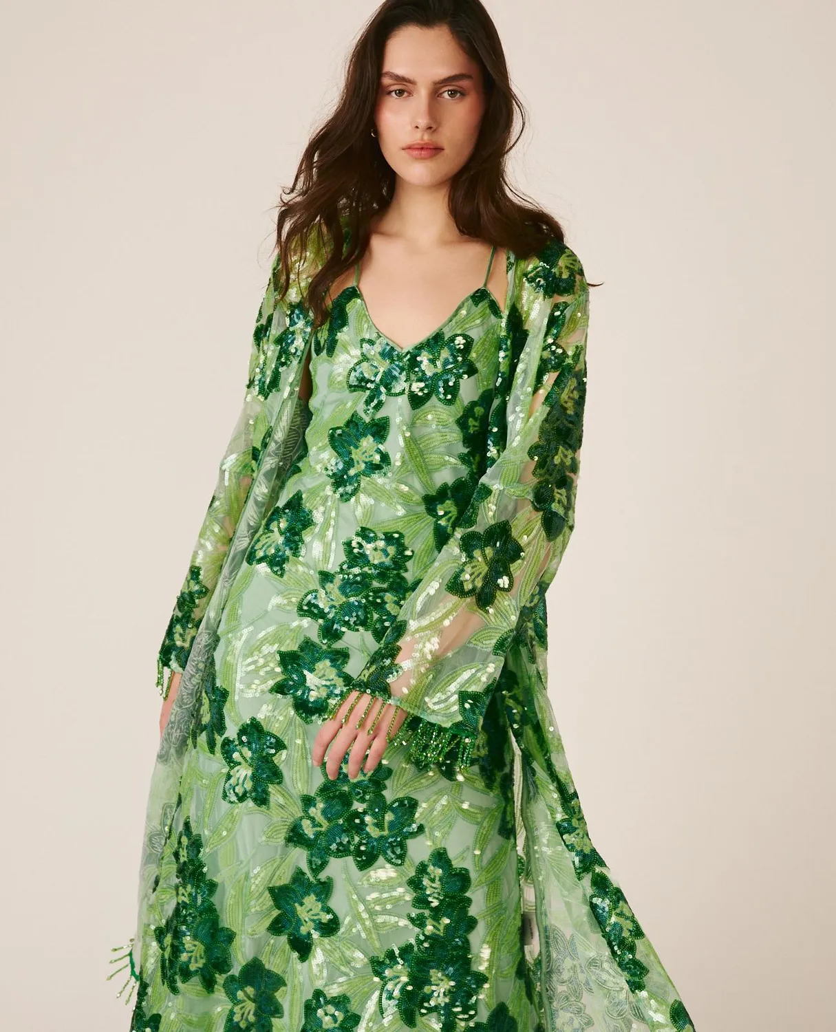Alma en Pena V26CL1302 caftan vert floral sequins