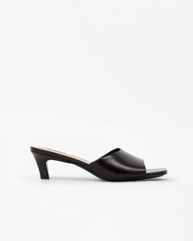 Mi/Mai Liz Burgundy mules cuir bordeaux talon bas