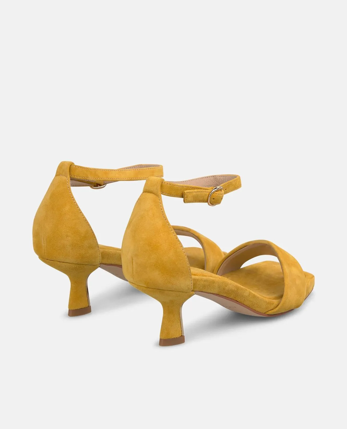 Alma En Pena V265005 sandale cuir moutarde talon 5,5 cm