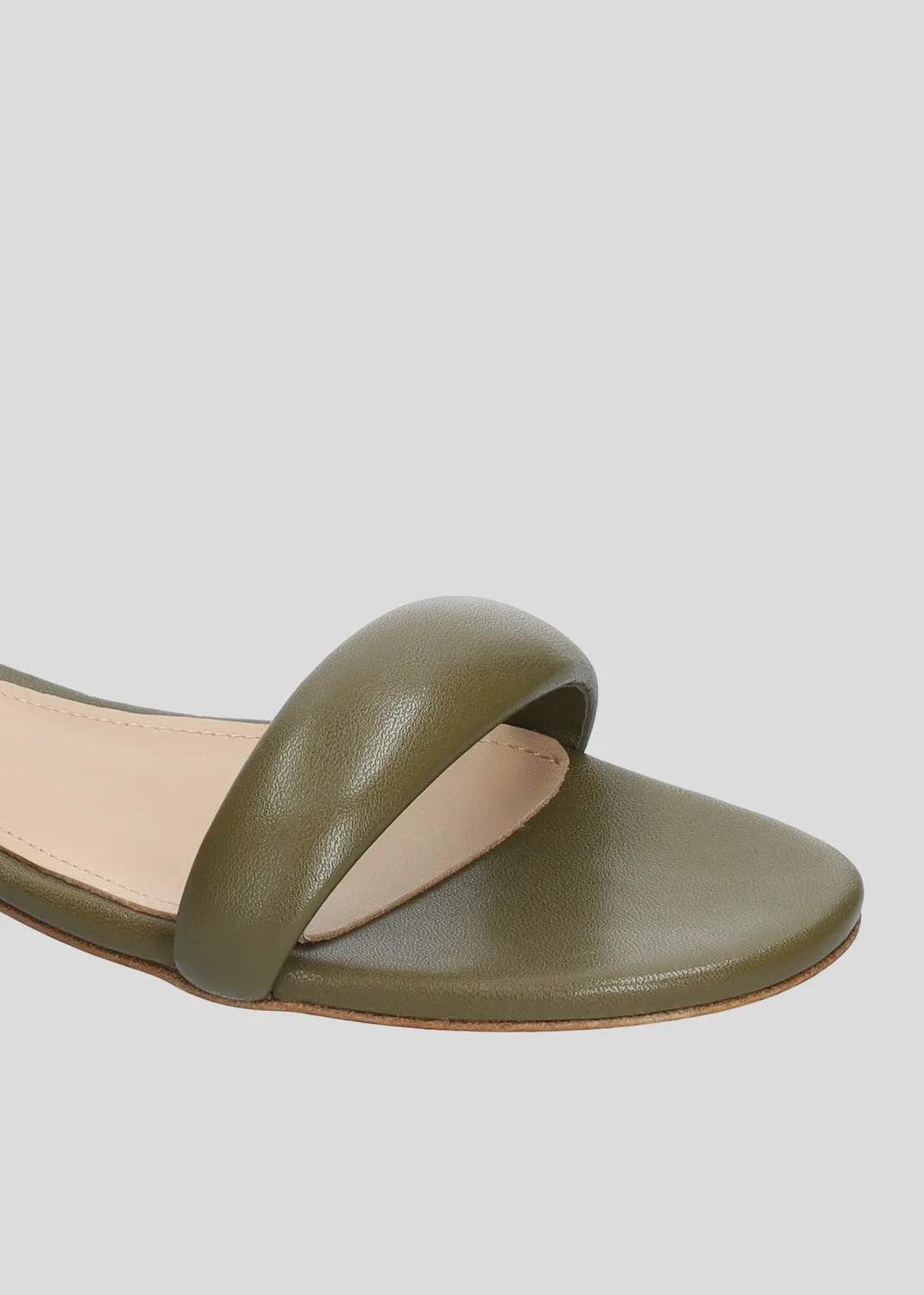 Lola Cruz Amy sandales plates kaki 35-42