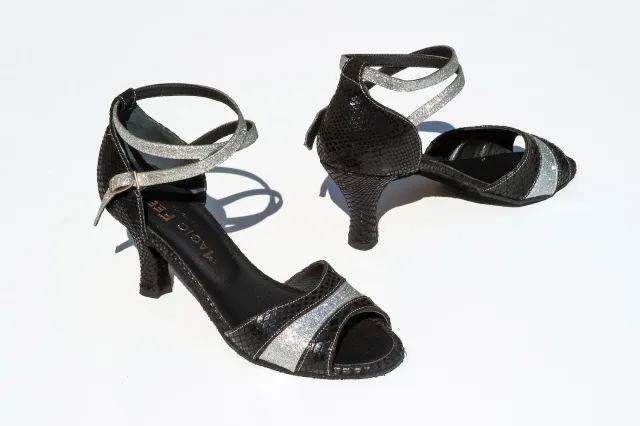 Magic Feet Maya chaussures danse latine cuir
