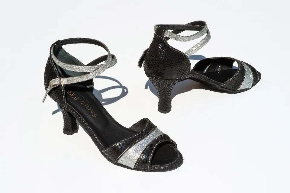 Magic Feet Maya chaussures danse latine cuir