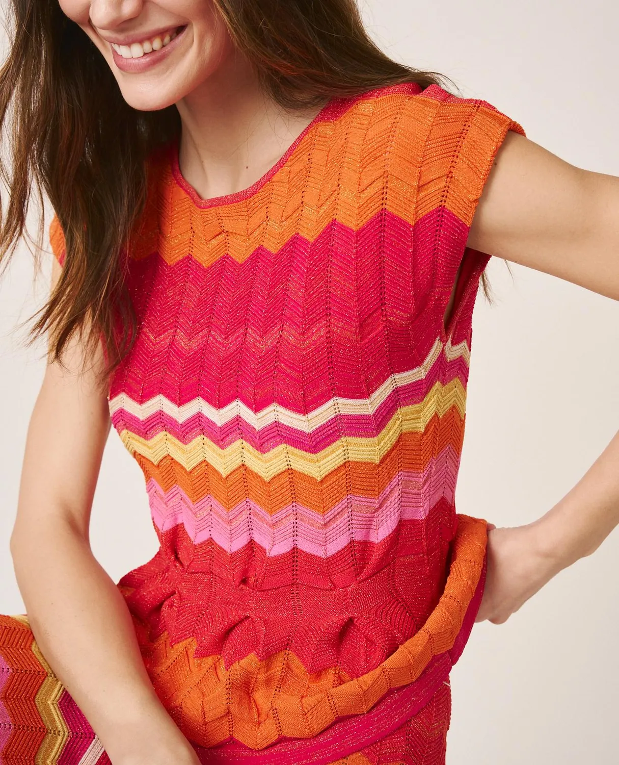 Alma en Pena V26CL0621 top maille géométrique fuchsia