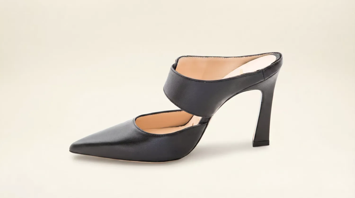 Matteo Pitti Penny sabot cuir noir boucle dorée