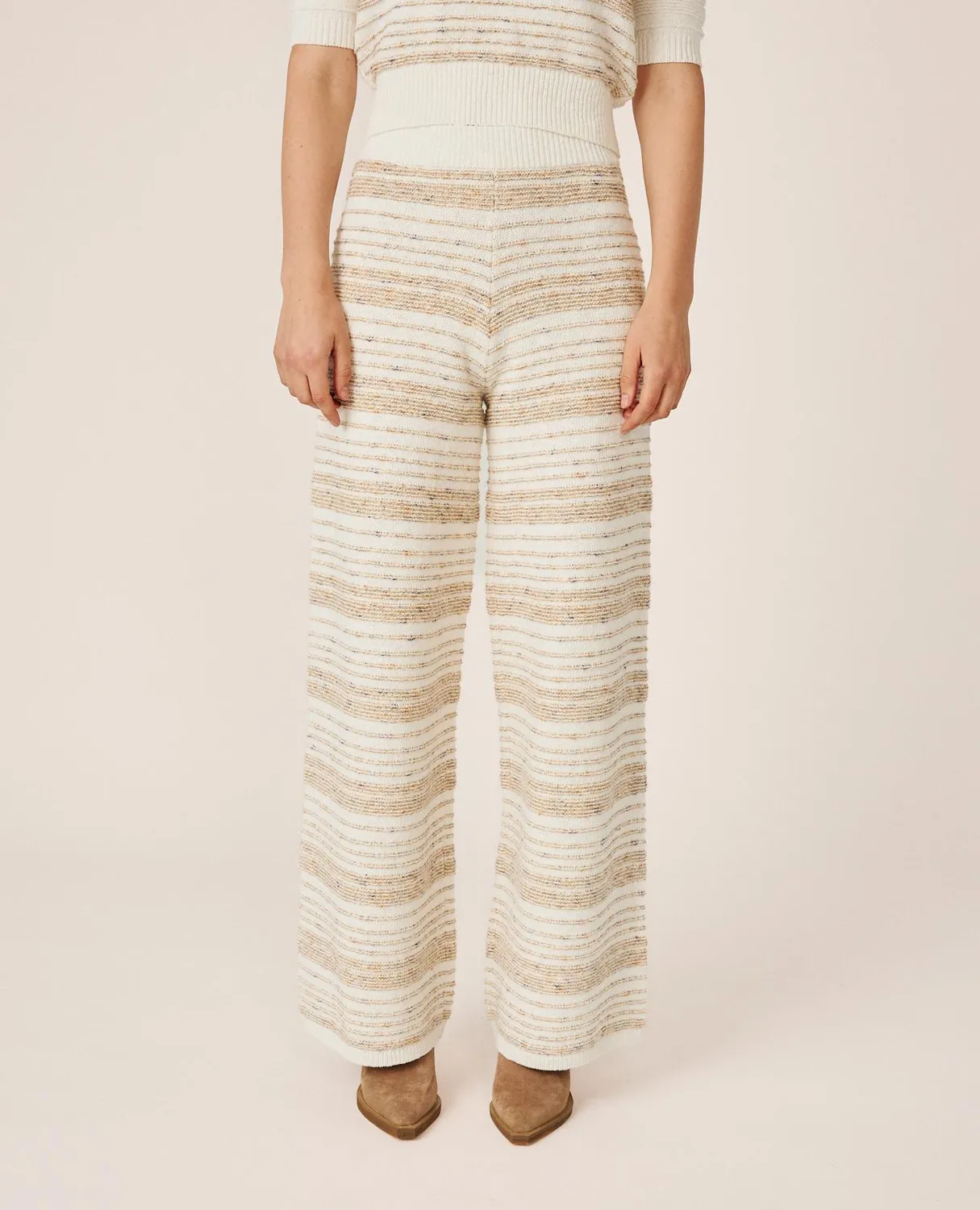 Alma en Pena I26CL1604 Pantalon maille rayé beige taille haute