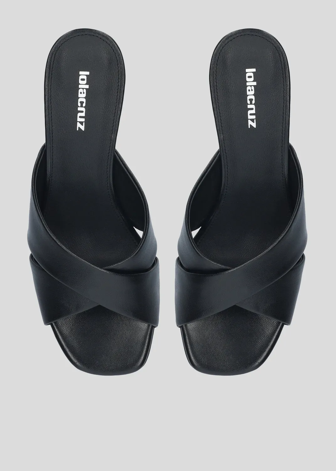 Lola Cruz Charlotte 45 mules noires cuir 4,5 cm