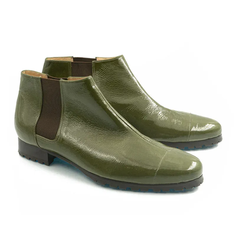 Bégum Paris Lucrèce Vogue bottines vernis kaki