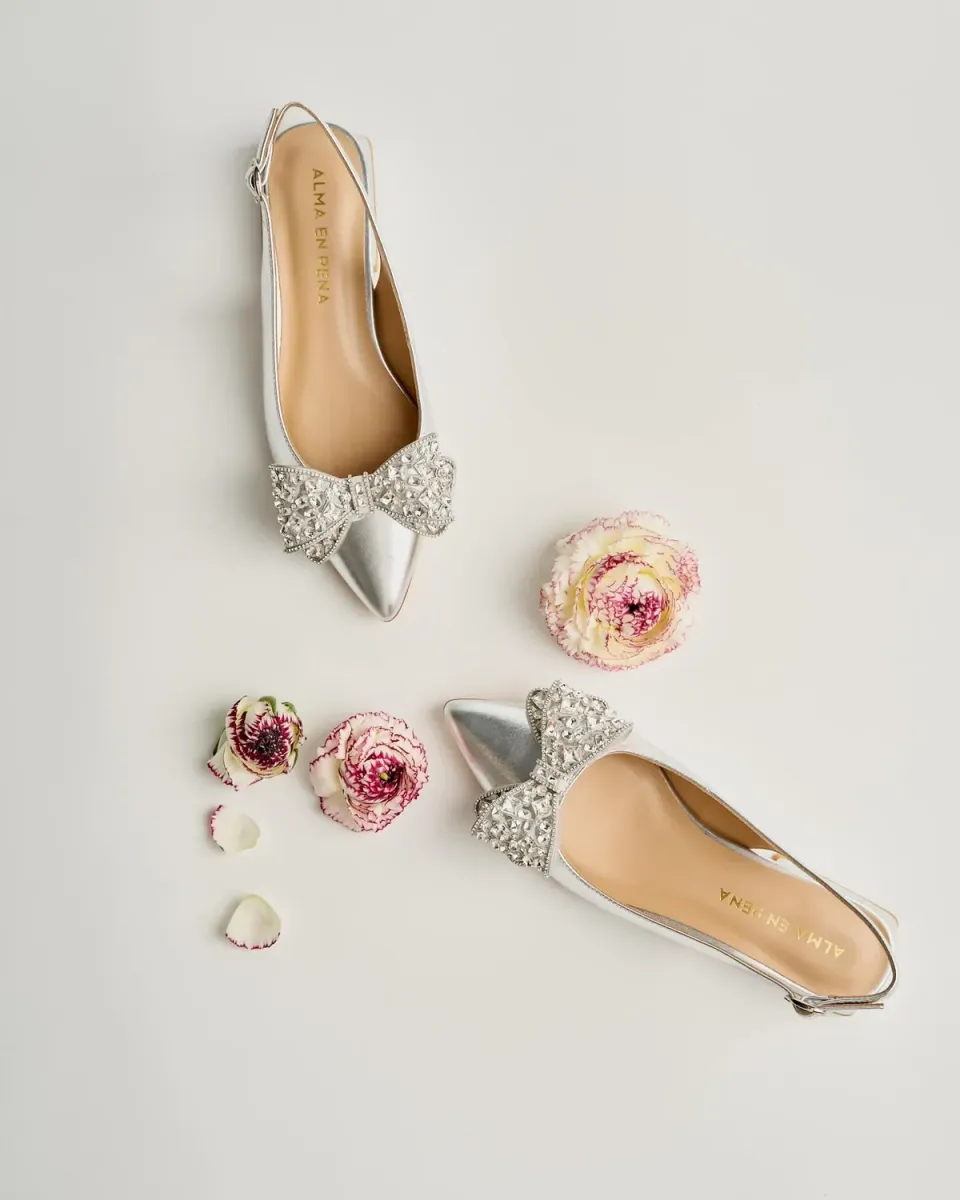 Alma en Pena V250495 ballerine argentée nœud strass