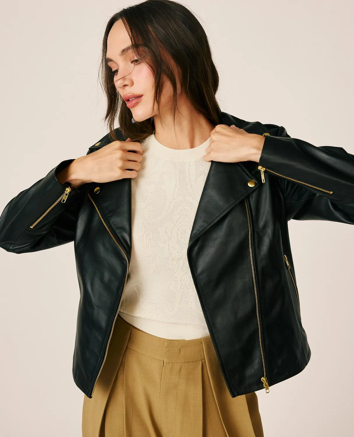 Alma en Pena I26CL1104 perfecto noir clouté cuir