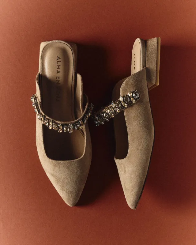 Alma en Pena V250491 mules plates sable strass 2 cm