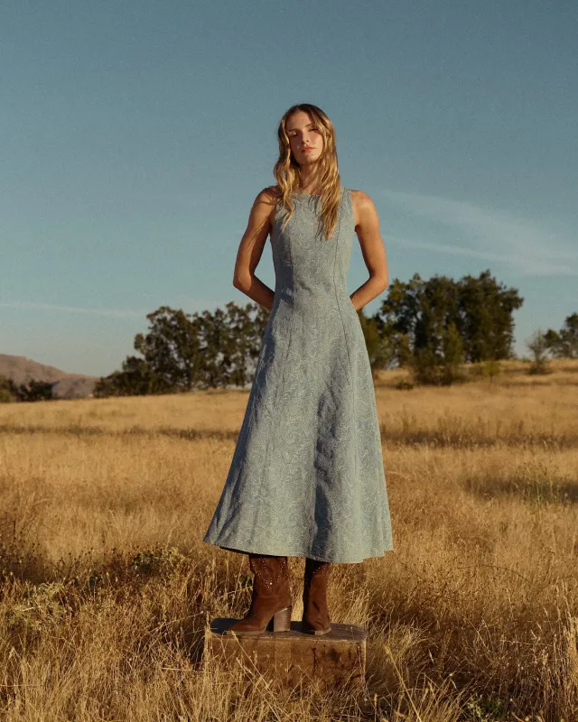 Alma en Pena I26CL0228 robe longue denim bleu paisley