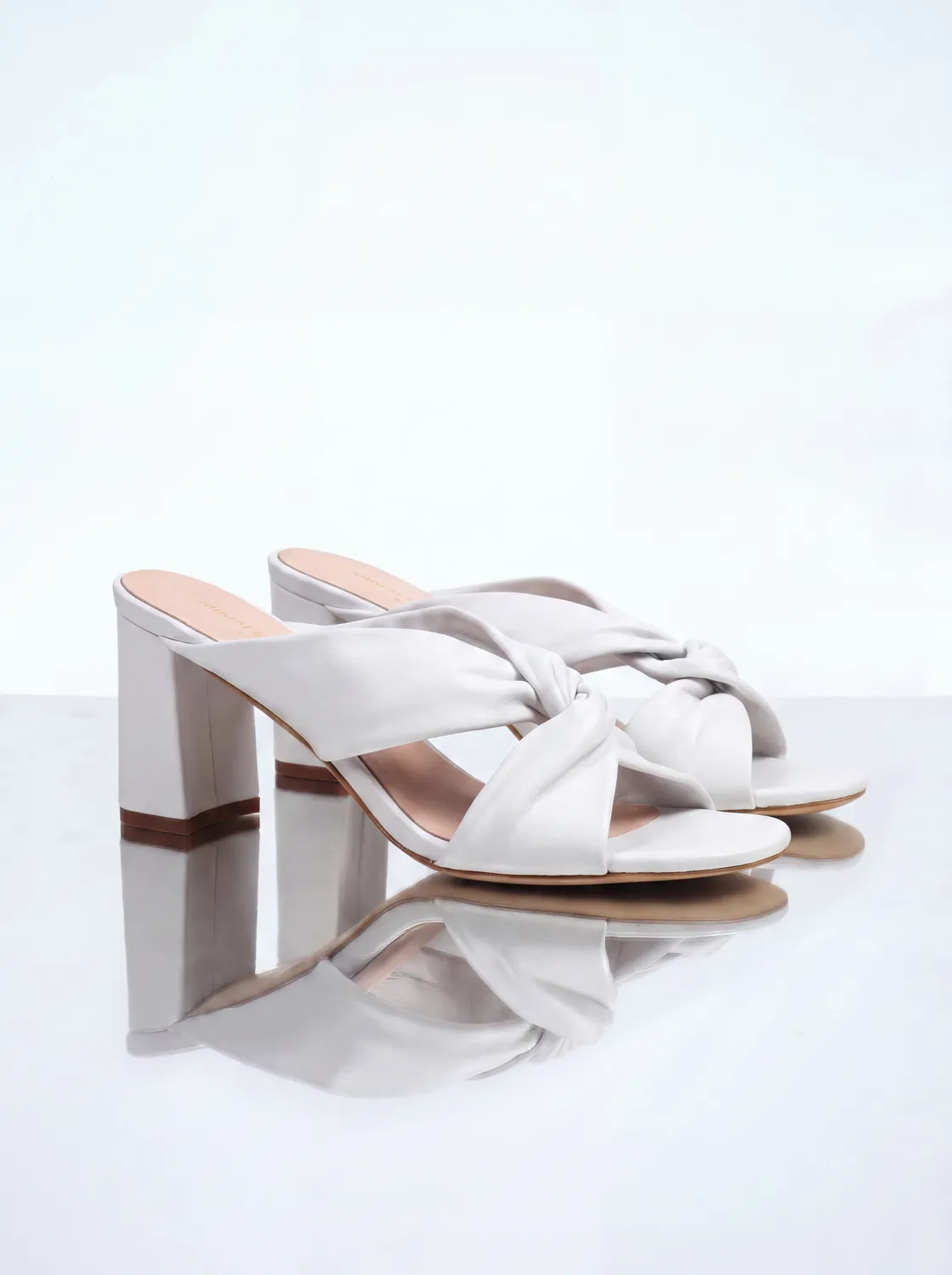 Mi/Mai Tamarama White mules talon blanc confort