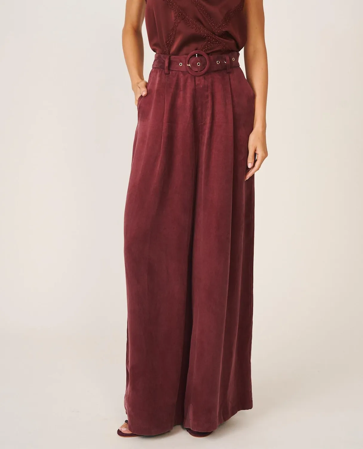 Alma en Pena I26CL1600 pantalon bordeaux large