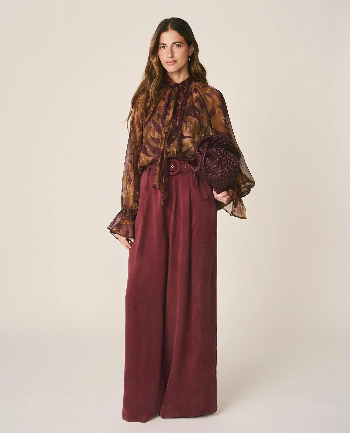 Alma en Pena I26CL0520 blouse gaze fleurie bordeaux