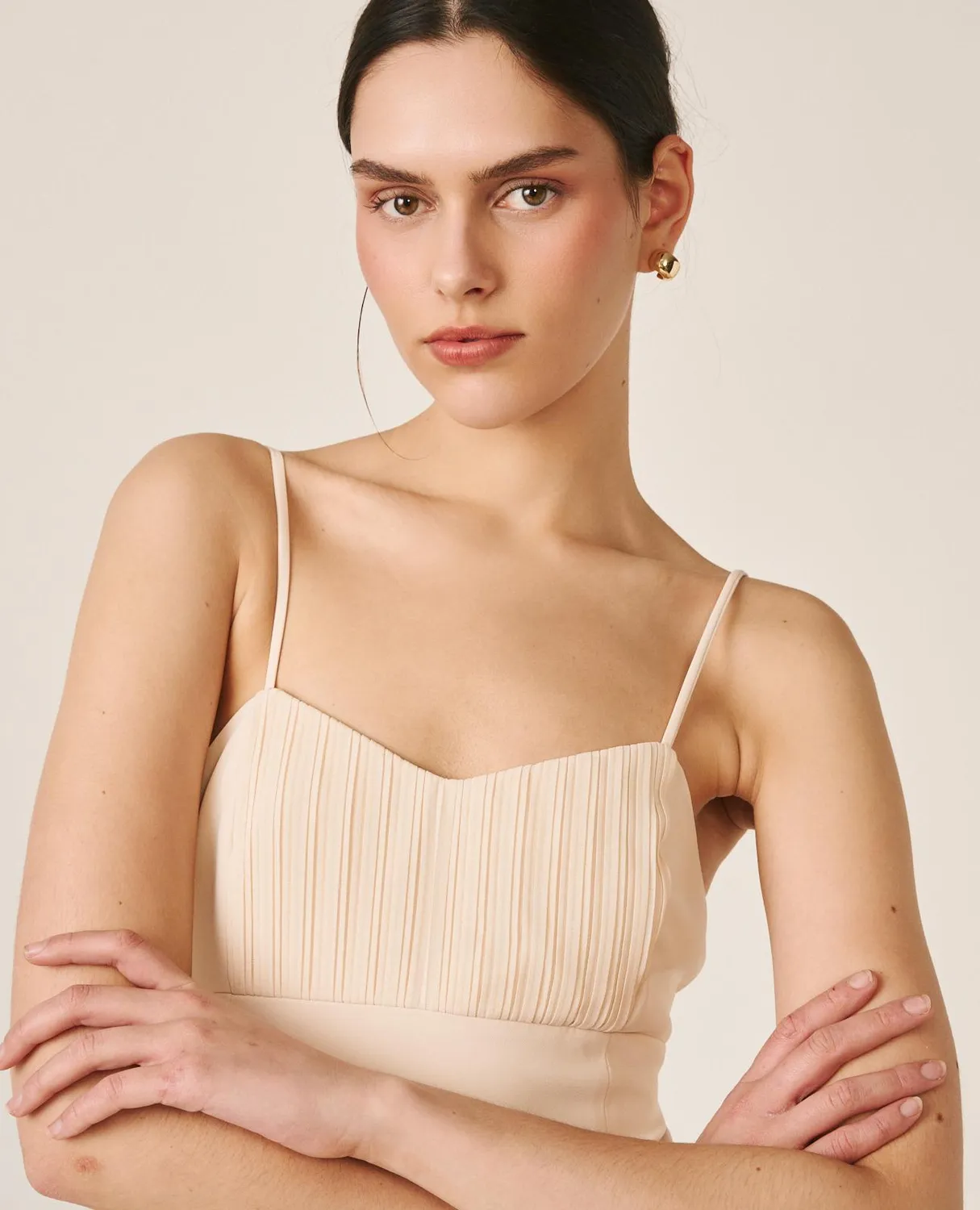 Alma en Pena V26CL0248 robe midi crêpe ivoire plissée bretelles