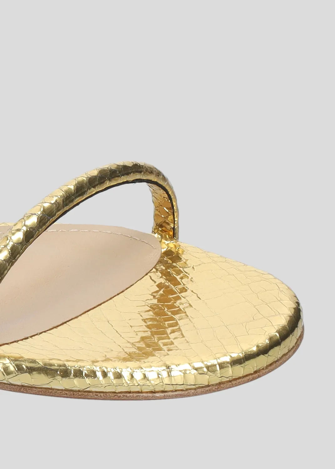 Lola Cruz Greta Flat sandales plates or