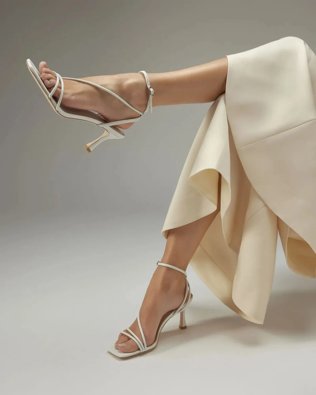Mi/Mai Bondi White sandale talon blanc cérémonie