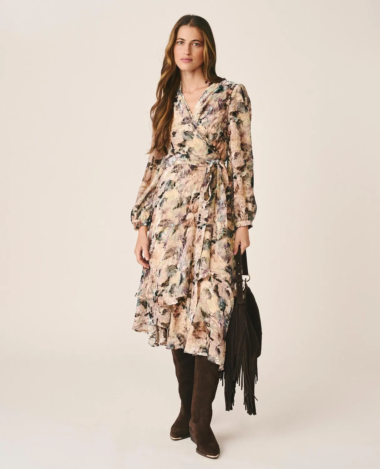 Alma en Pena I26CL0226 robe midi rose soie