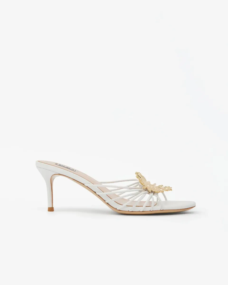 Mi/Mai Salomé White mules blanches cuir bijou doré
