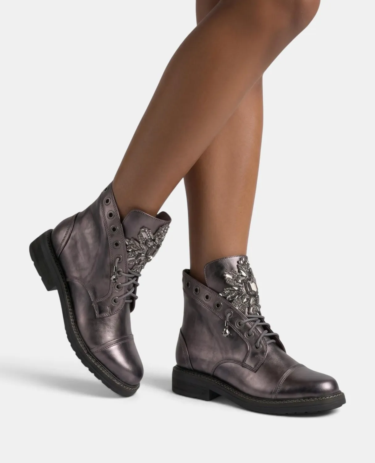 Alma en Pena I260860C bottines plates cuir argent lacets