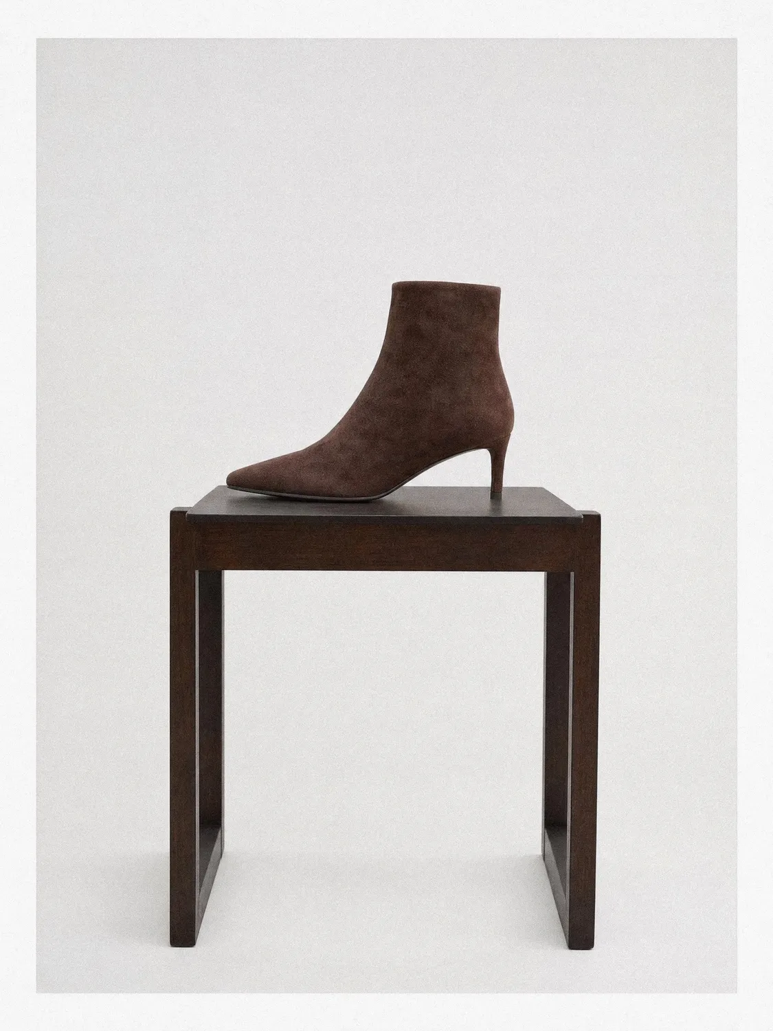 Mi/Mai Noura Low bottines suède marron talon 6 cm