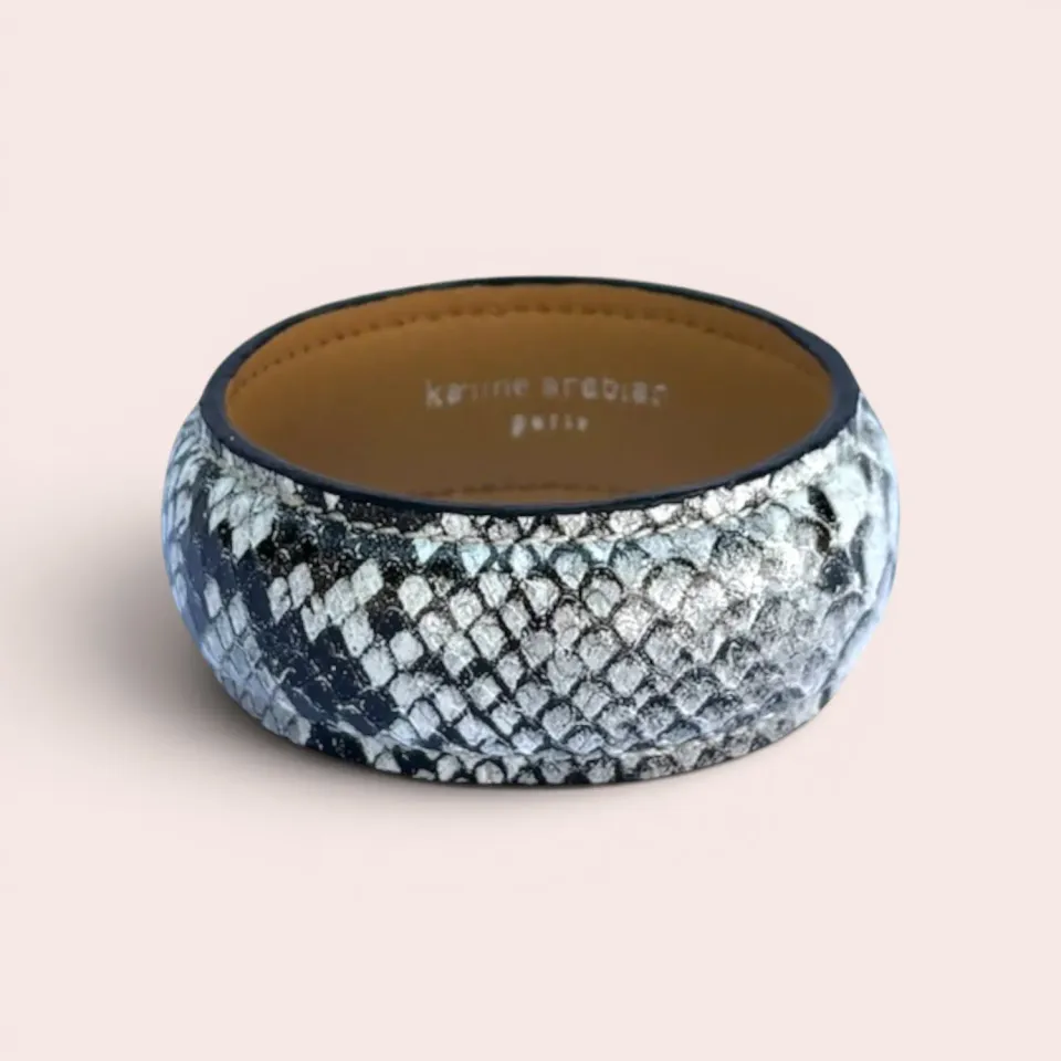 Karine Arabian Dua jonc bracelet cuir serpent gris noir