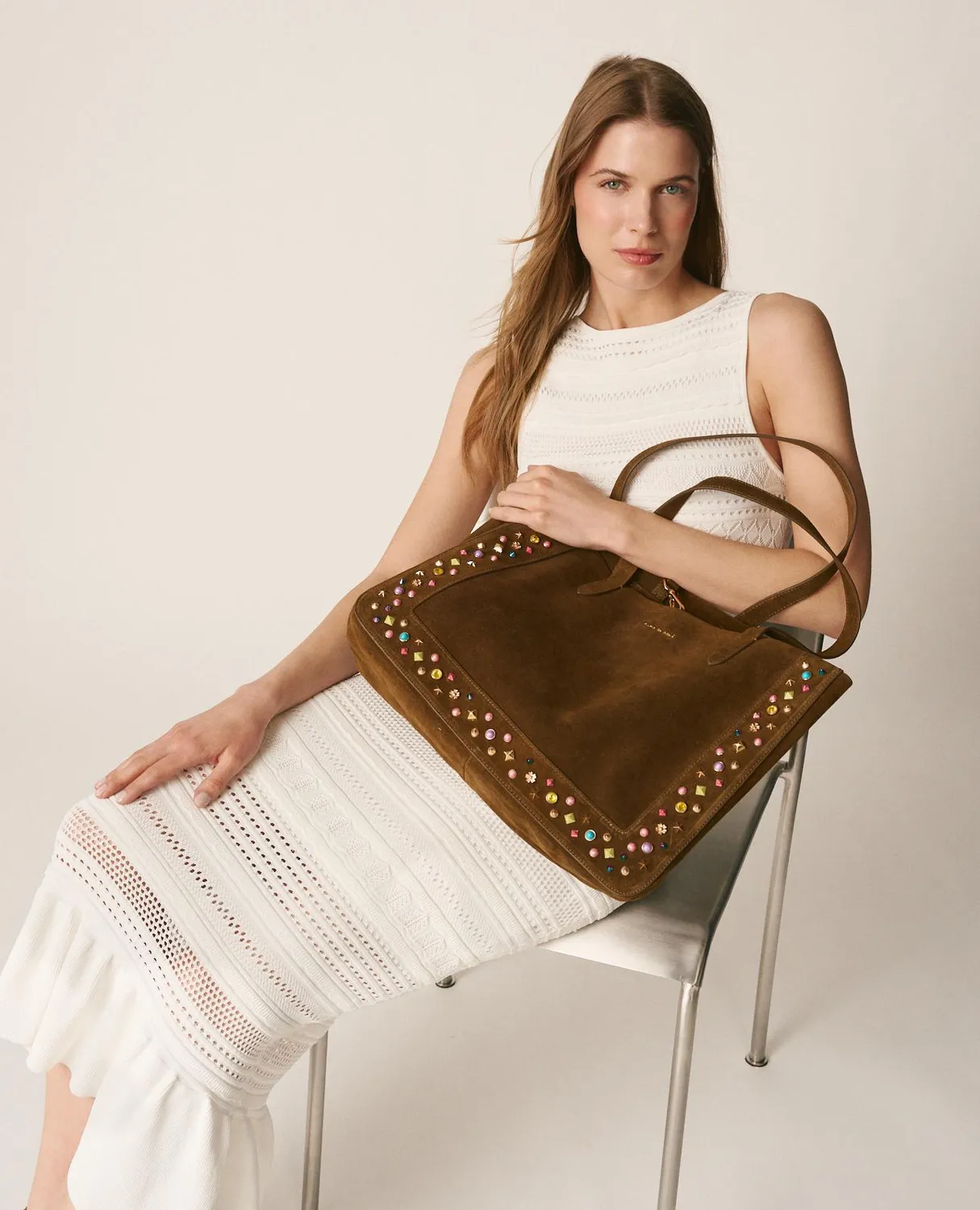 Alma en Pena V26BG056 shopper camel cuir clouté
