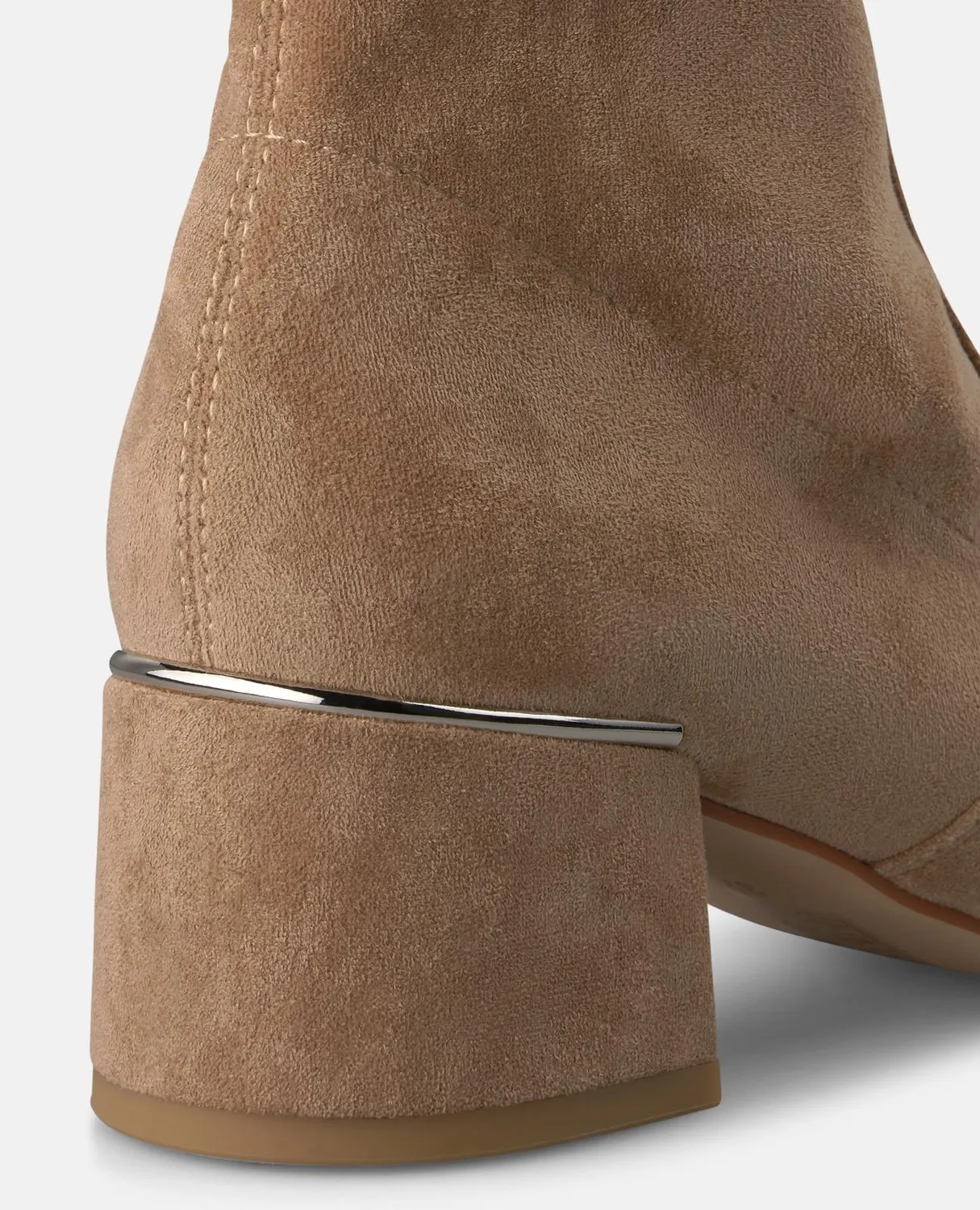 Alma en Pena I2652091C bottes hautes sable talon 5,5 cm