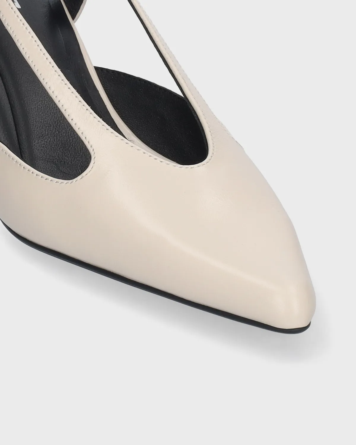 Lola Cruz Letizia Pumps 55 escarpins écru talon 5,5 cm