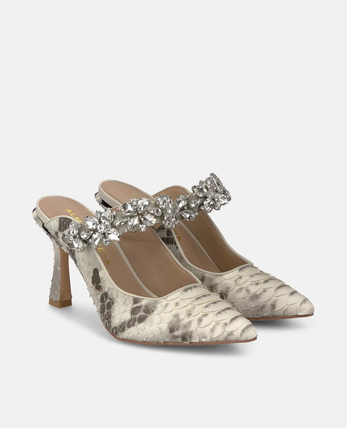 Alma en Pena I260252 escarpins vernis blanc talon 8 cm
