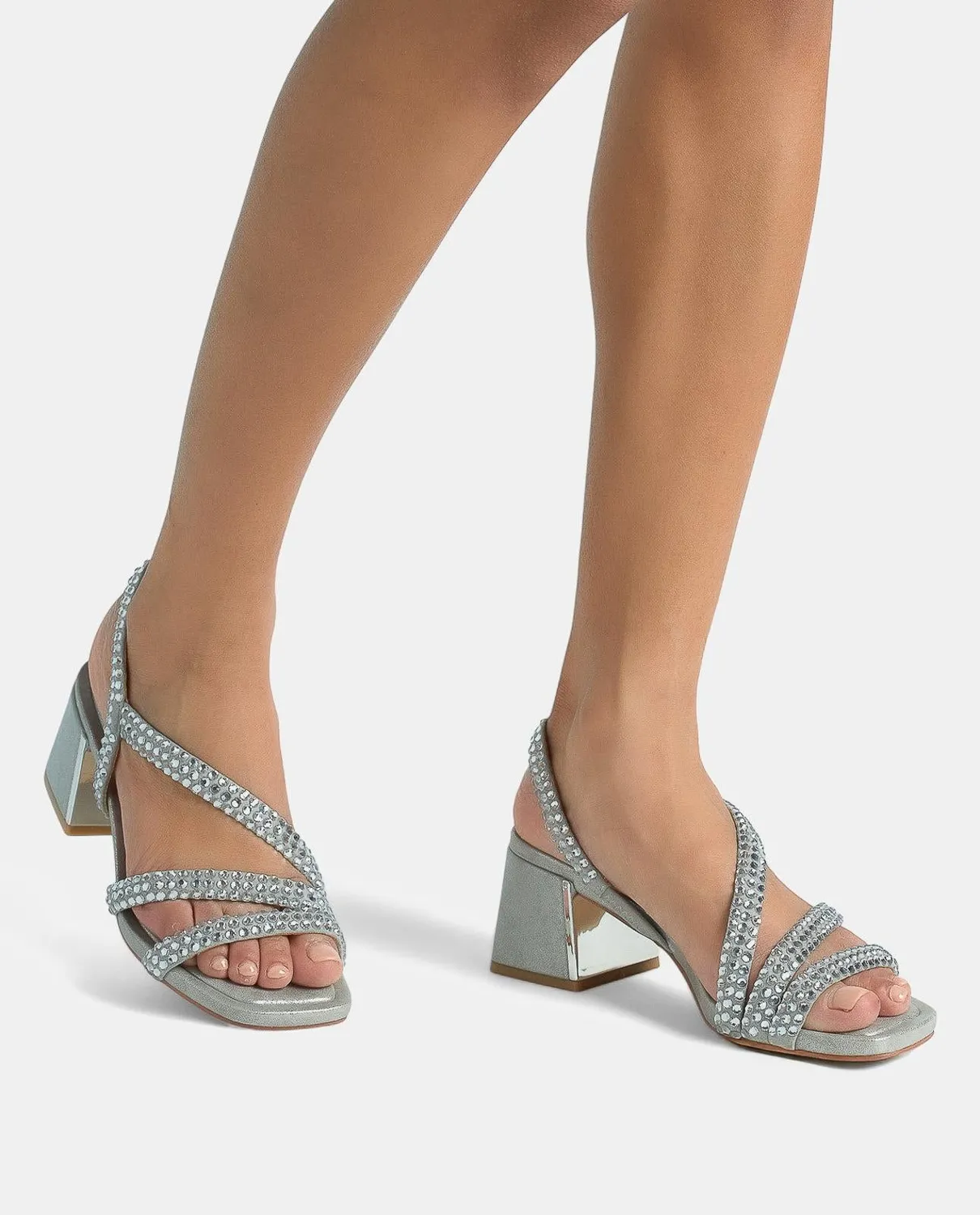 Alma en Pena V2550973 mules argent strass talon 6 cm