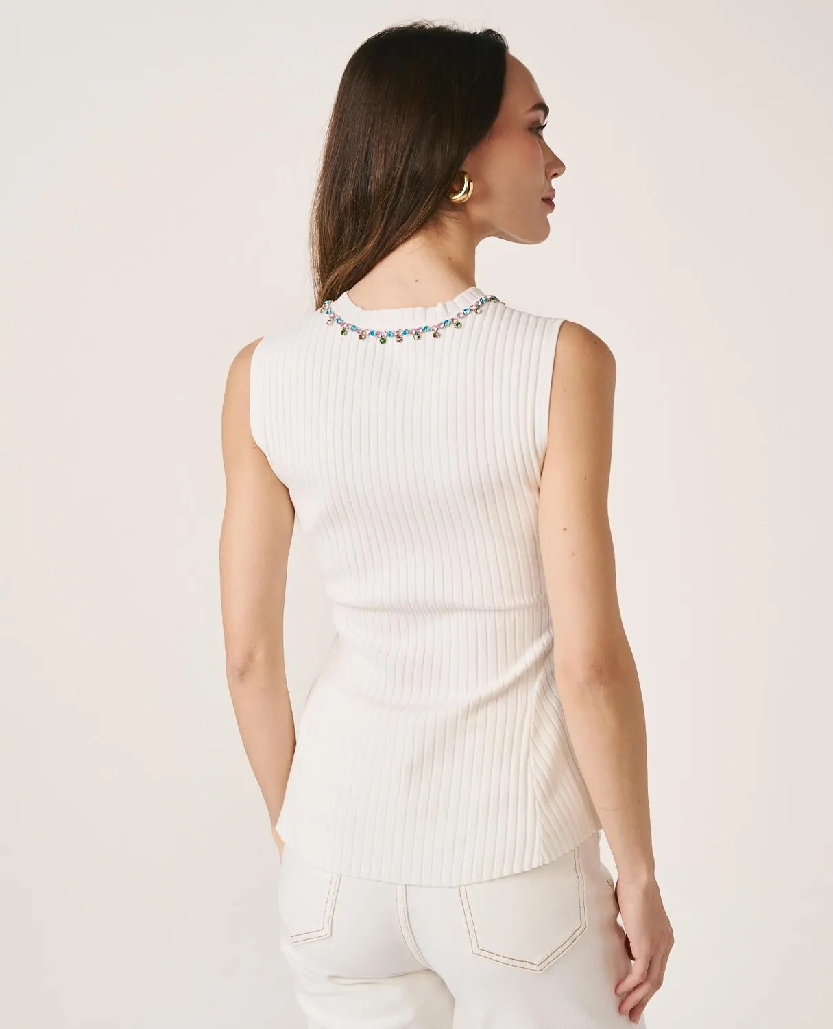 Alma en Pena V26CL0626 top blanc peplum brodé