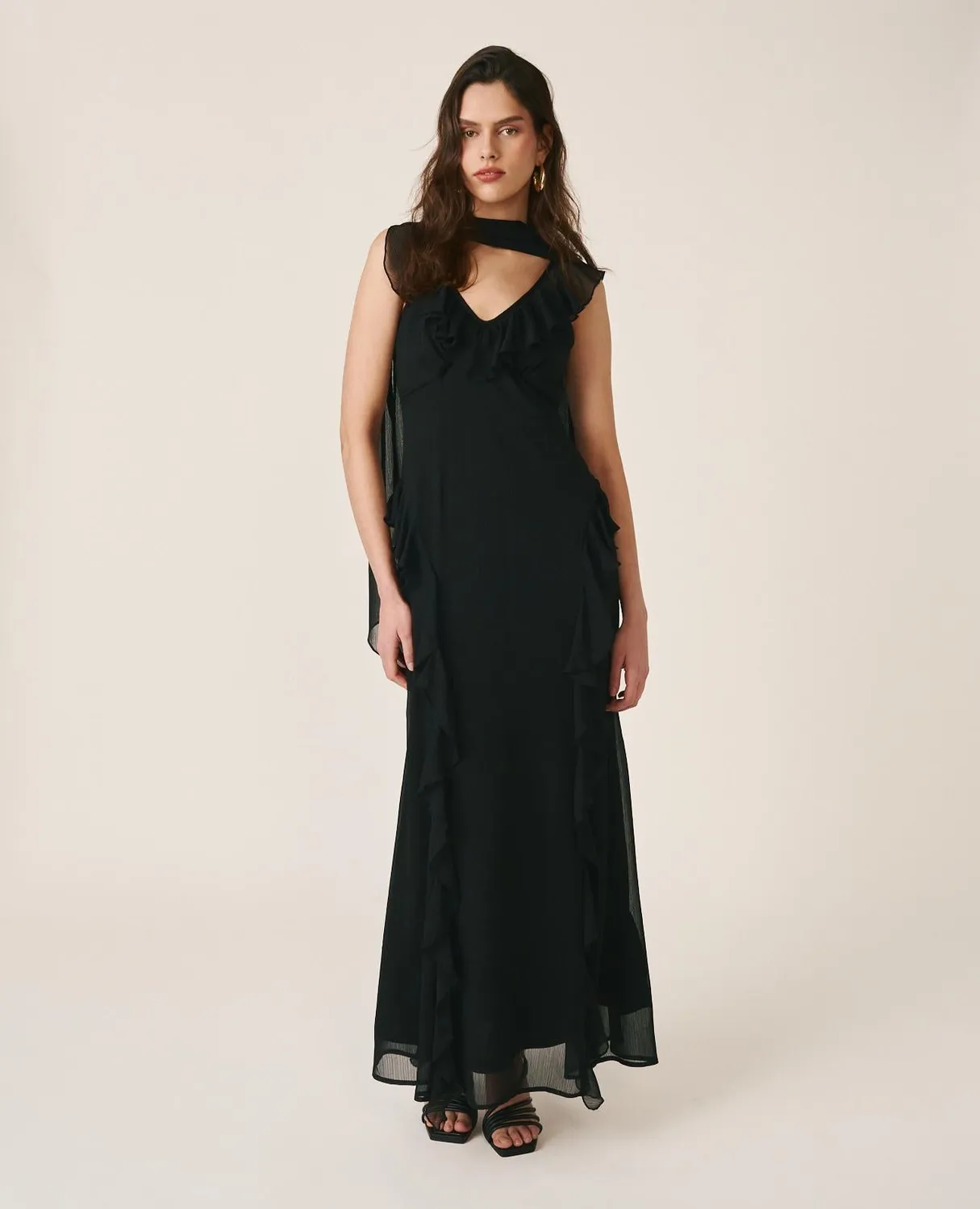 Alma en Pena V26CL0261 robe longue noire volants polyester