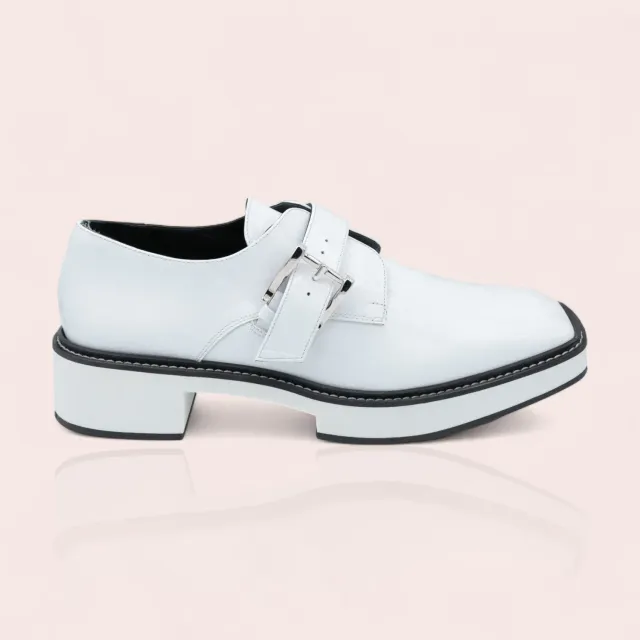 Karine Arabian Sutton derbies vernis blanc compensé 25 mm