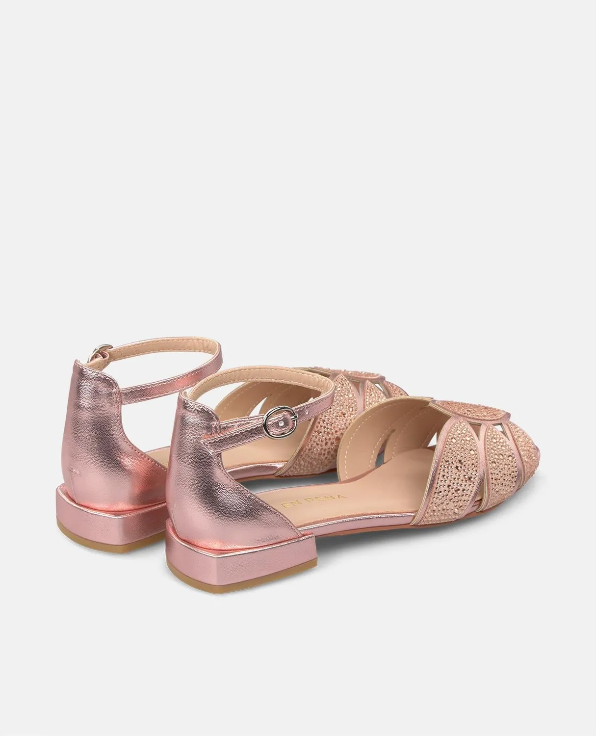 Alma en Pena V2550403 sandales plates rose strass