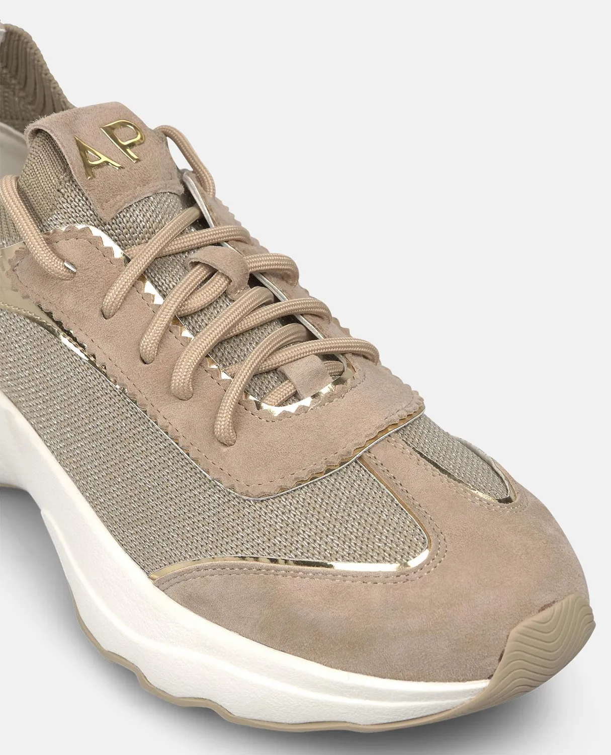 Alma en Pena V2652603 baskets plateforme vison