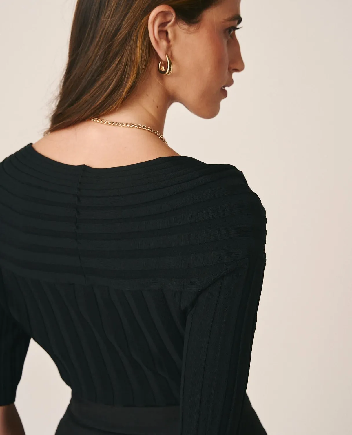 Alma en Pena I26CL0626 top noir drapé maille