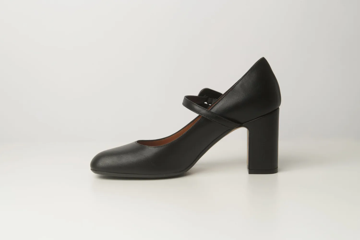 Matteo Pitti Mary Jane escarpins noirs à bride talon large