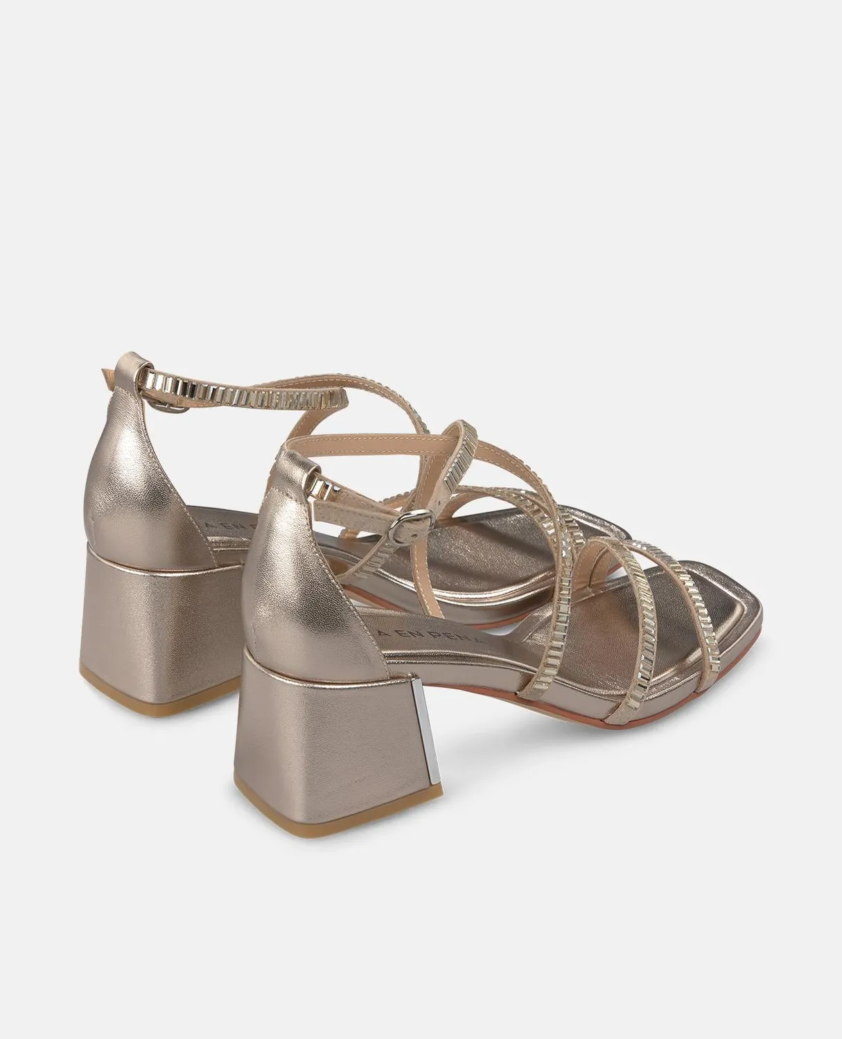 Alma en Pena V250966 sandales bronze talon large 6 cm