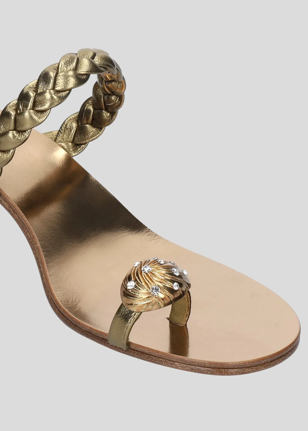 Lola Cruz Mona Sandal 30 sandales doré talon 3 cm