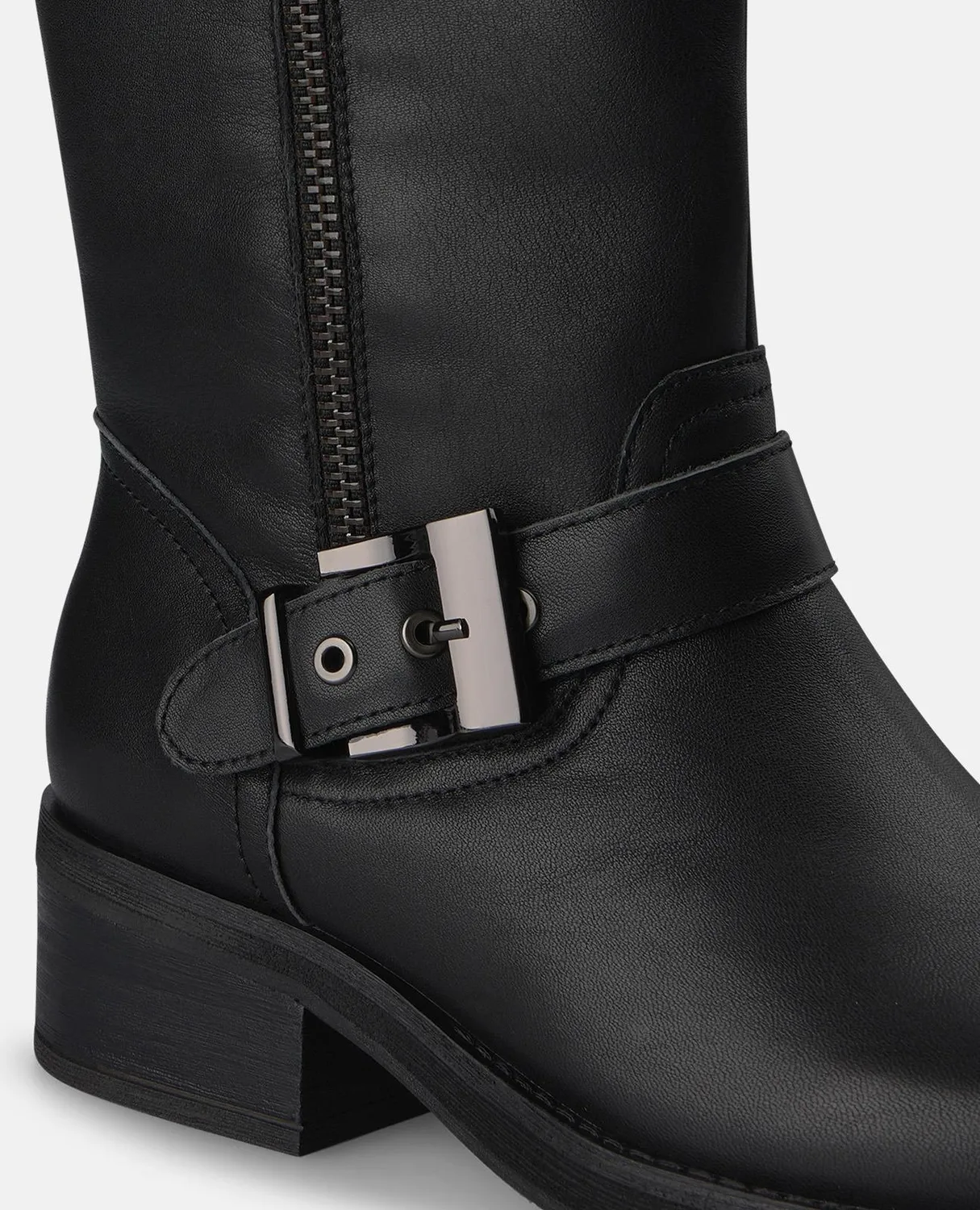 Alma en Pena I260831 bottes noires clous cuir