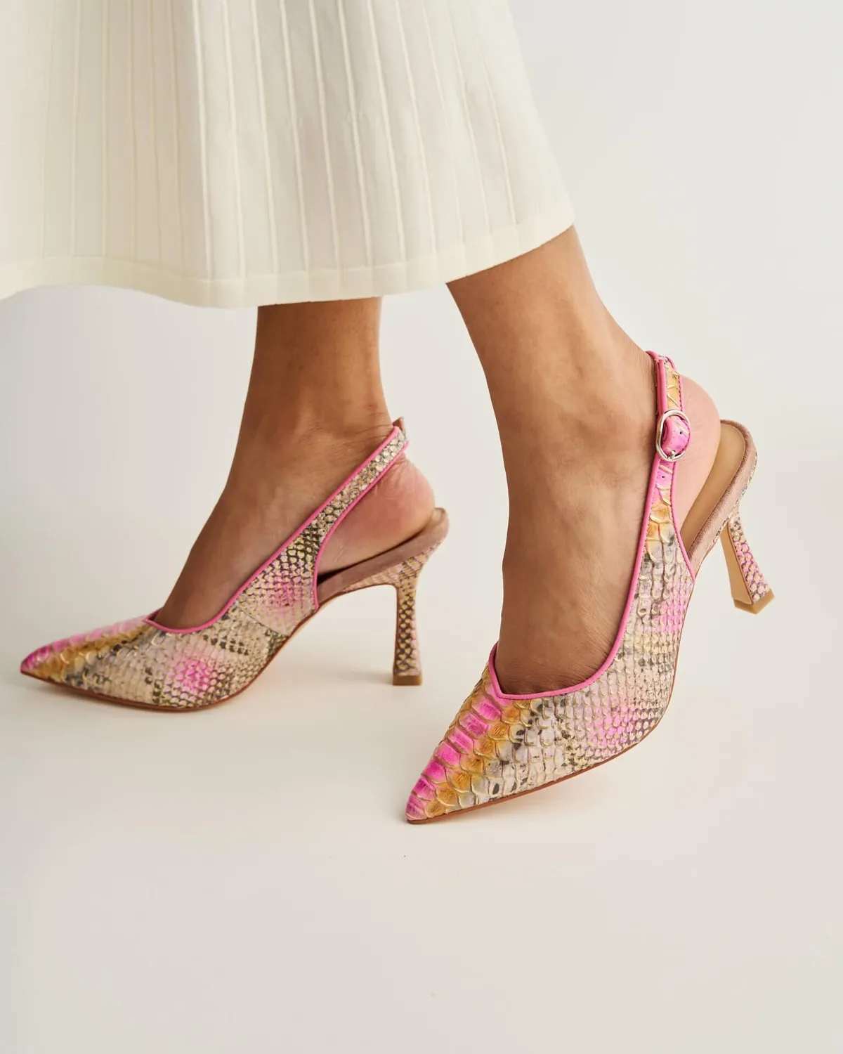 Alma en Pena V250600 escarpins python rose talon 9 cm