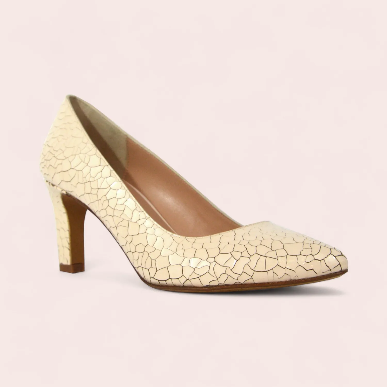 Karine Arabian Paradis escarpin verni nude 70 mm