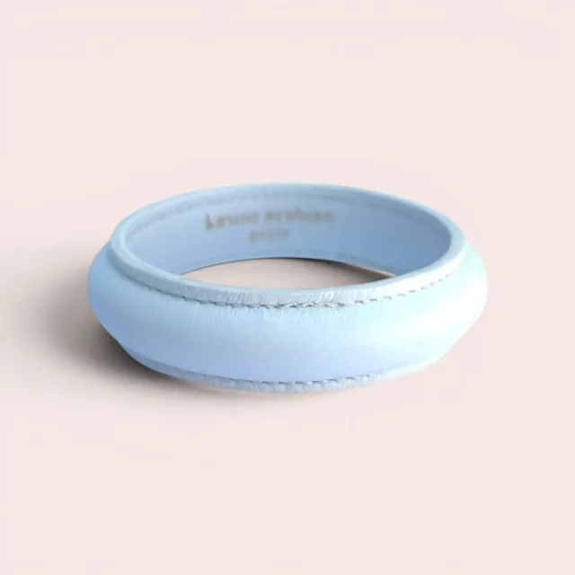 Karine Arabian Jonc bracelet cuir blanc lisse