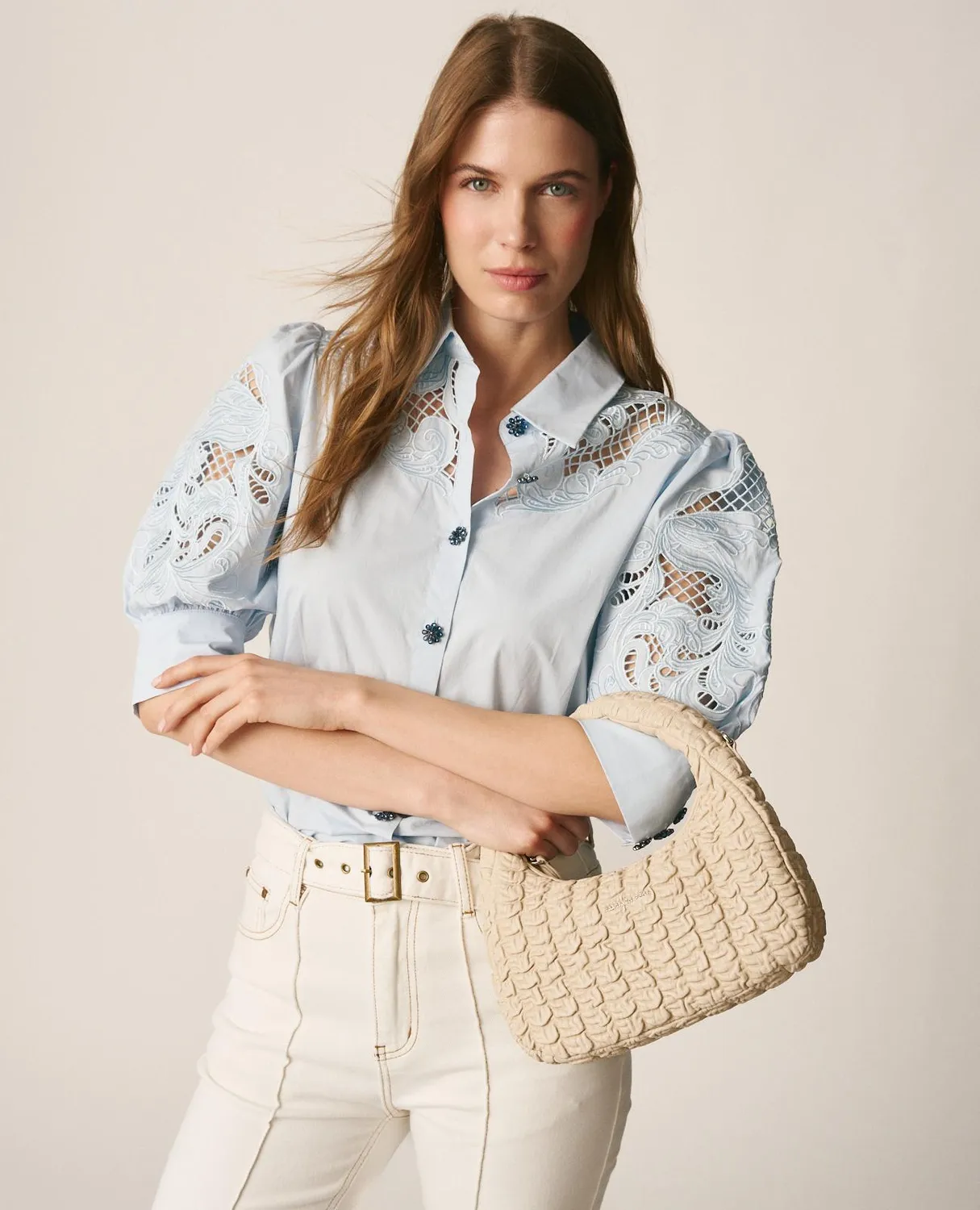 Alma en Pena V26BG024 sac bandoulière cuir gris relief