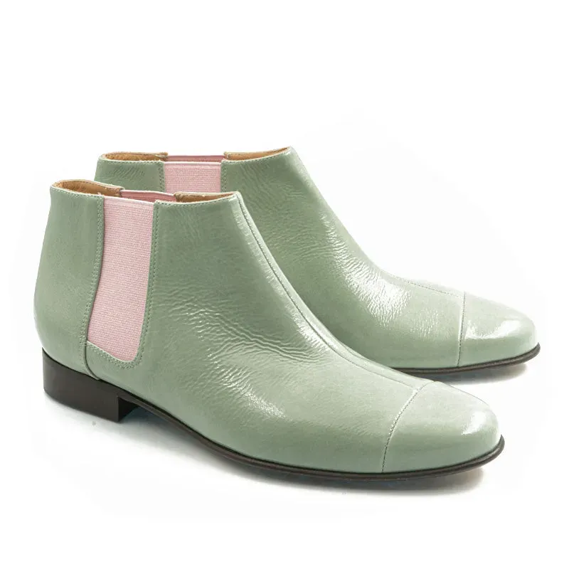 Bégum Paris Lucrèce Vogue boots vernis vert amande