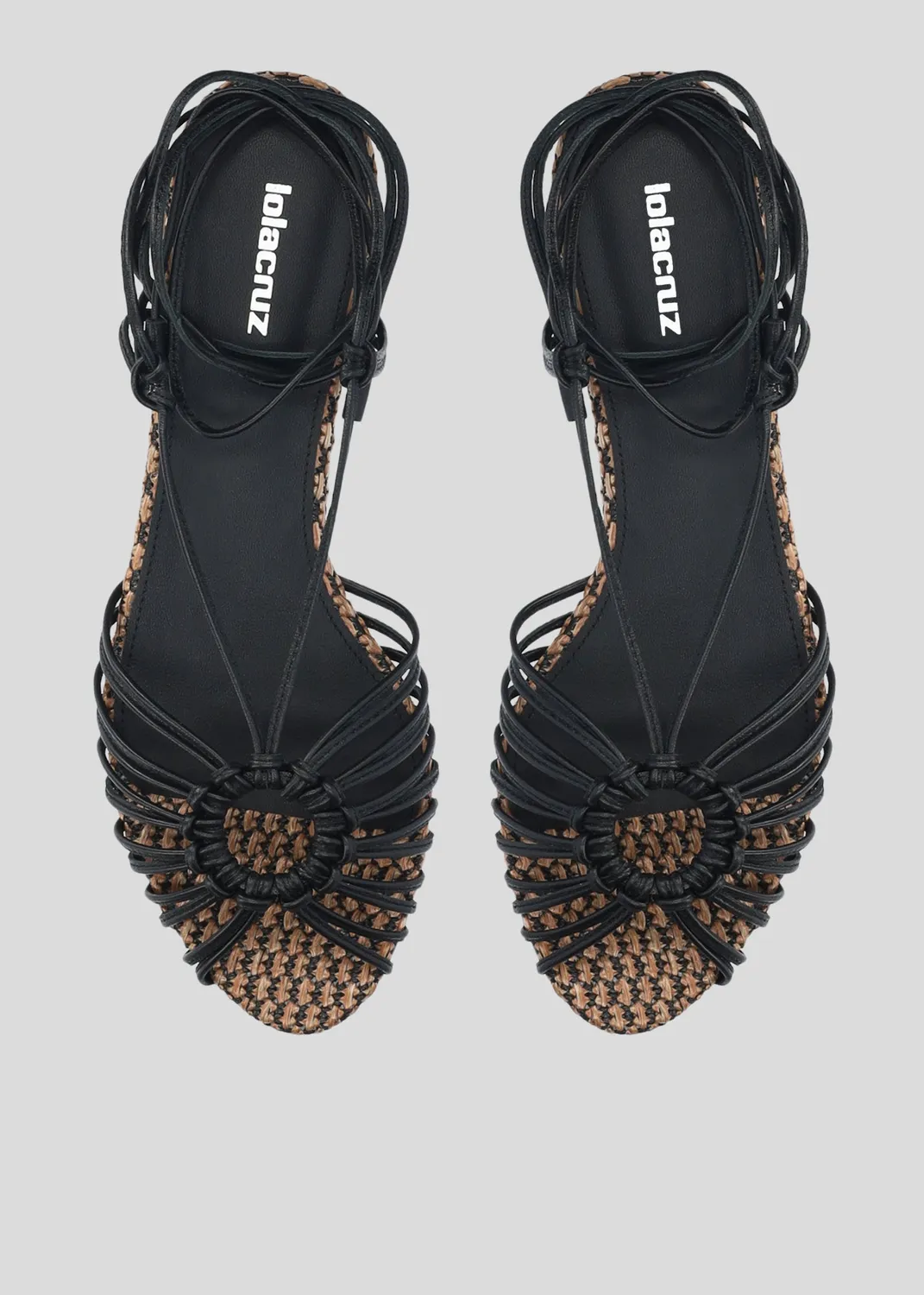 Lola Cruz Lulú sandales plates noires talon plat