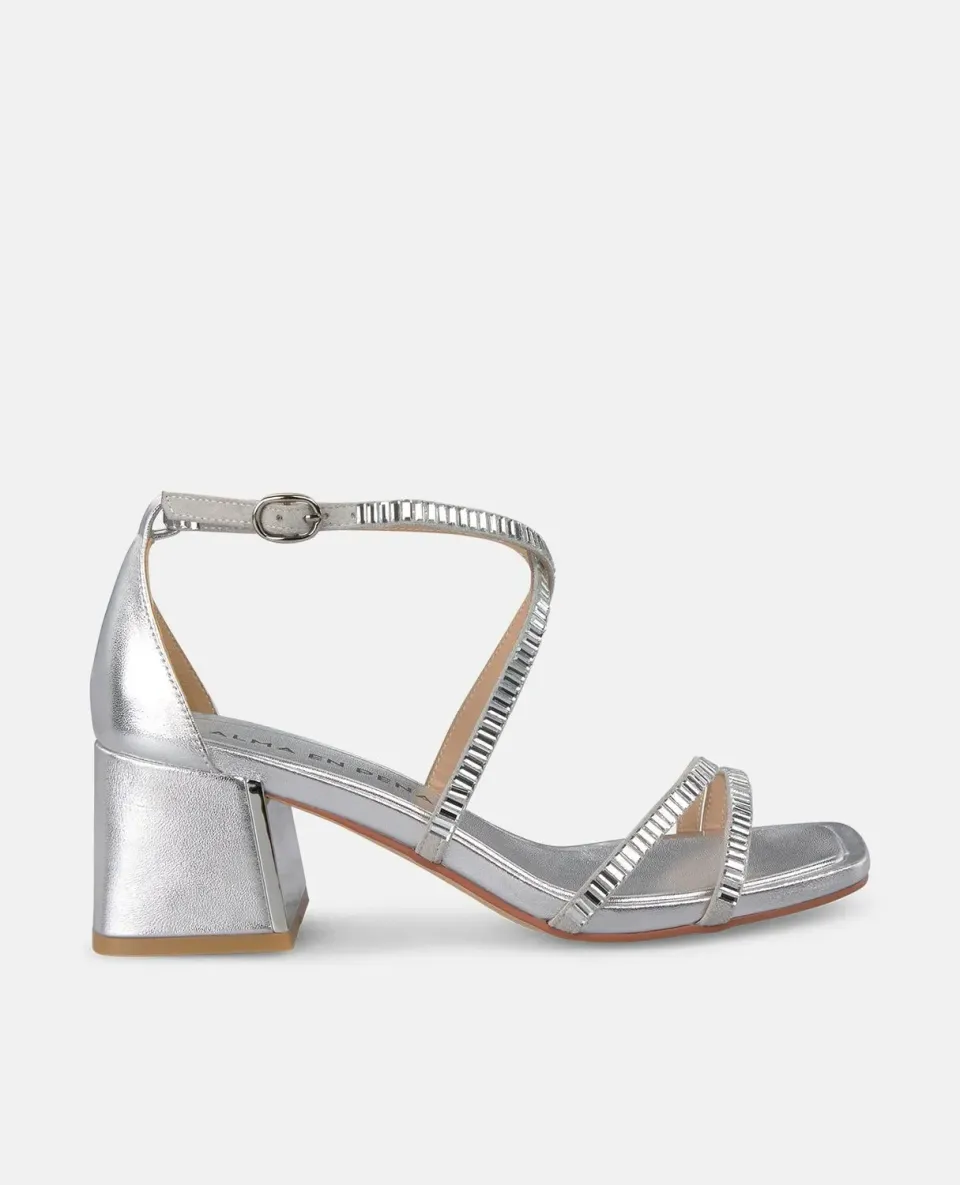 Alma en Pena V250966 sandales argent talon large 6 cm cristal