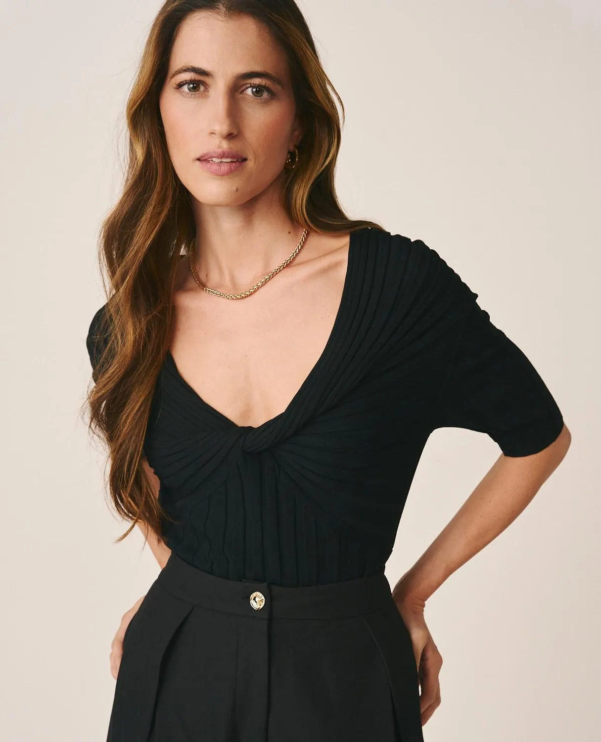 Alma en Pena I26CL0626 top noir drapé maille